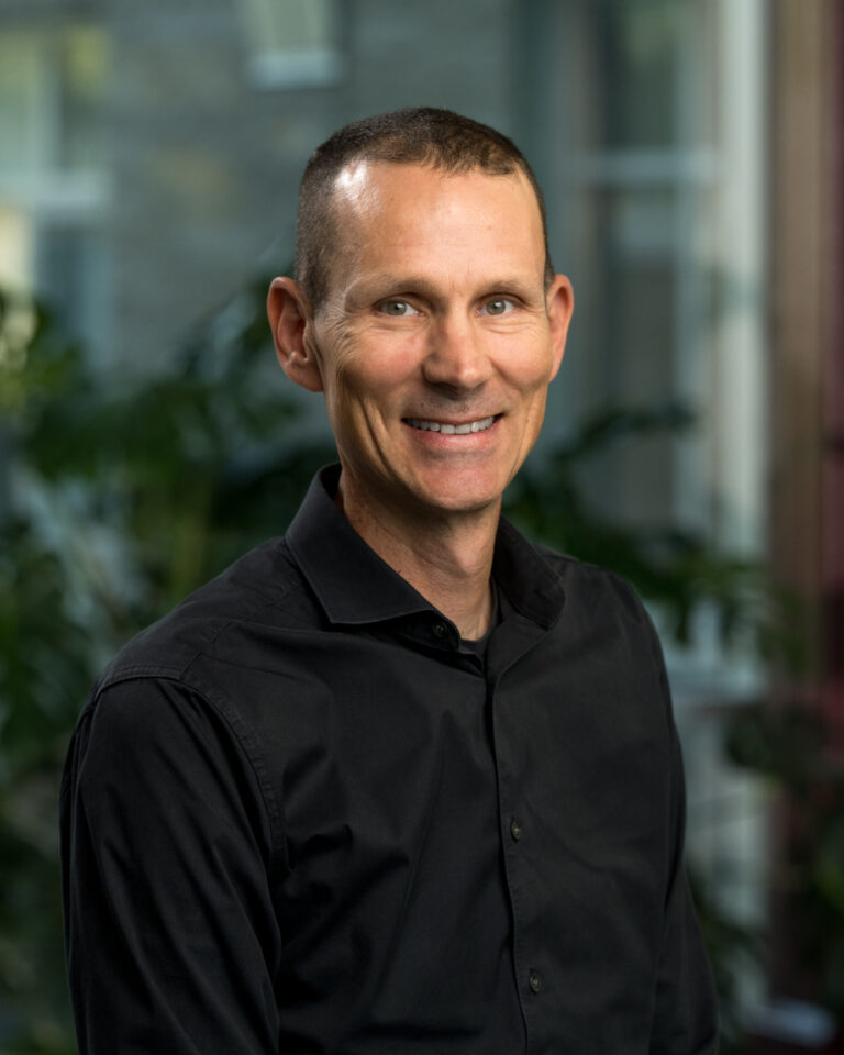 Headshot Rich McAloney